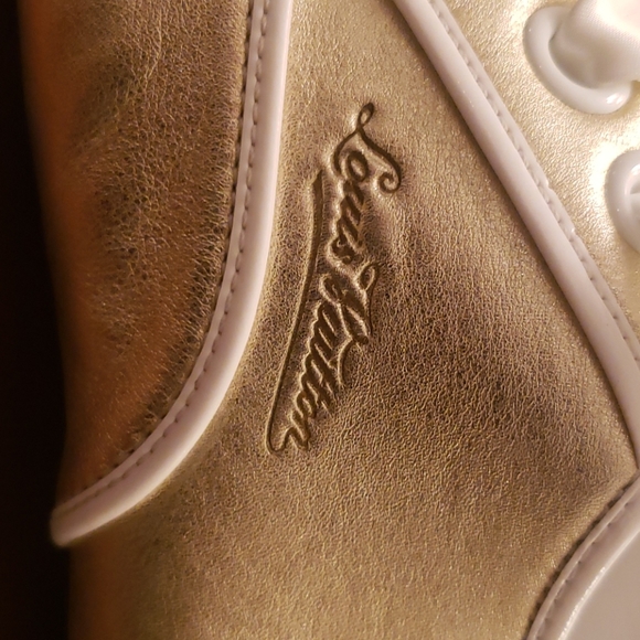♤ Louis Vuitton Gold Sneakers - Picture 3 of 6